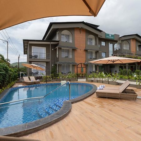 Stone Wood Hotel Amboli Amboli  ภายนอก รูปภาพ