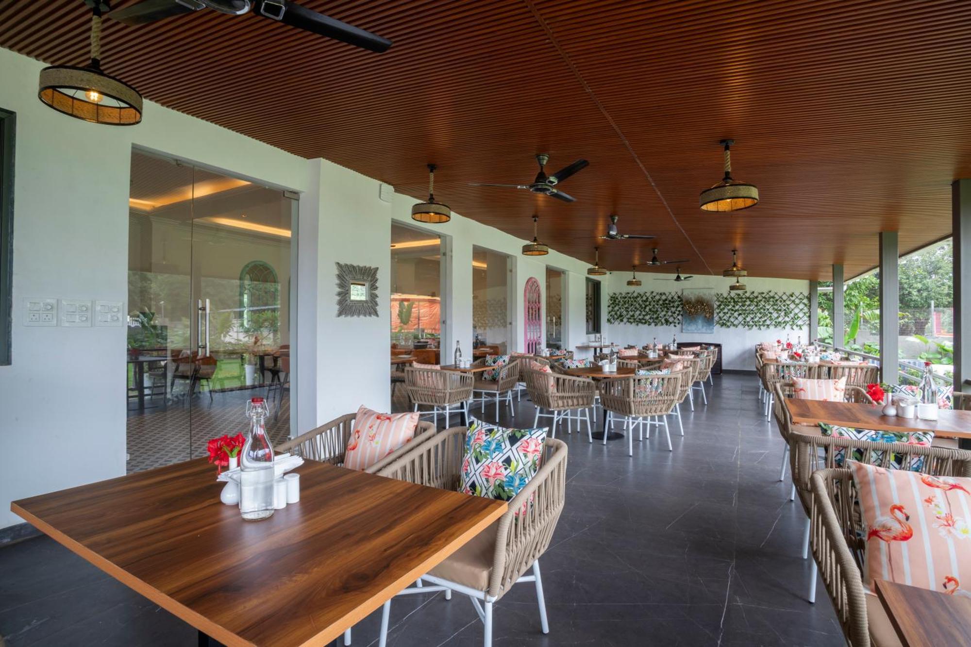 Stone Wood Hotel Amboli Amboli  ภายนอก รูปภาพ