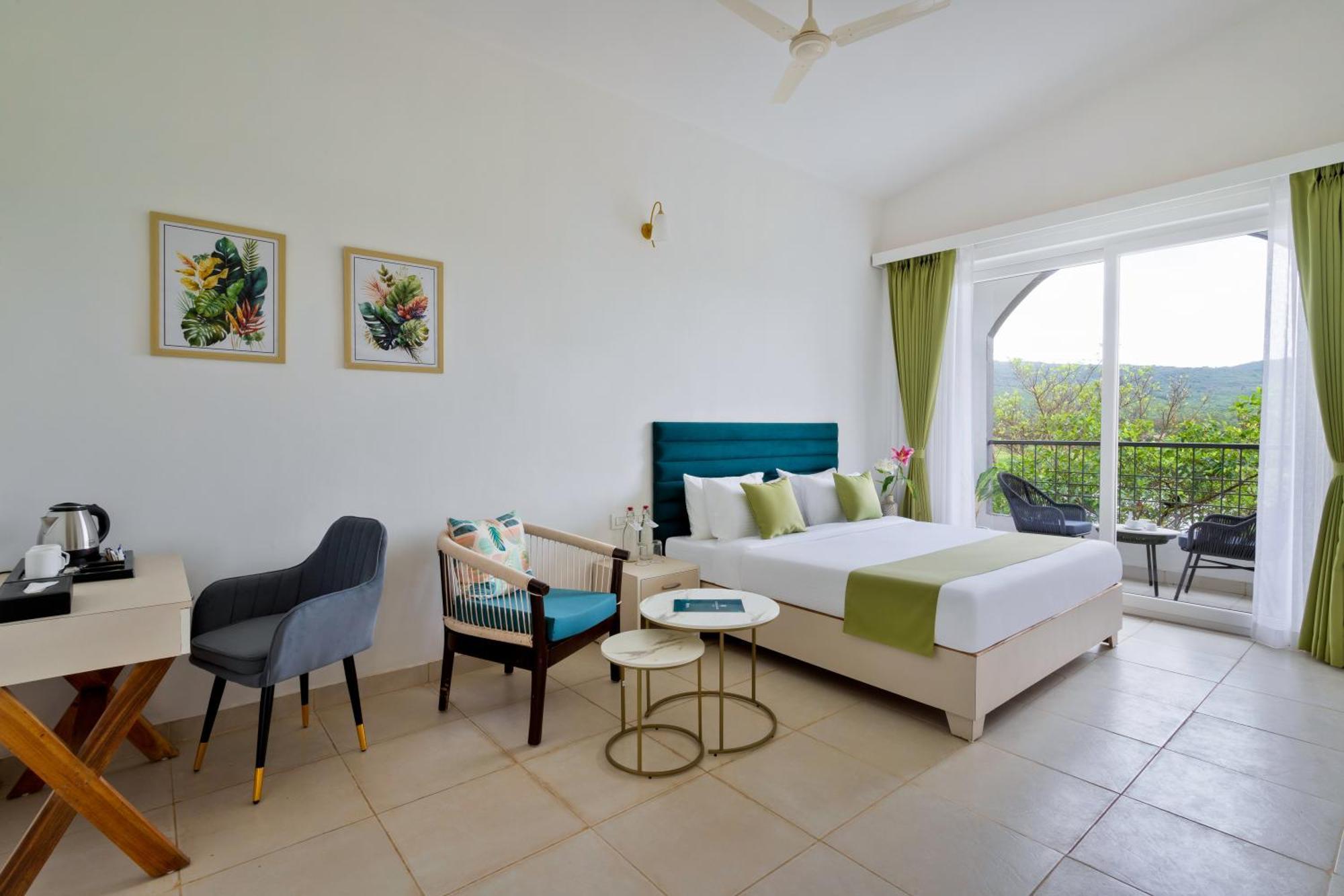 Stone Wood Hotel Amboli Amboli  ภายนอก รูปภาพ