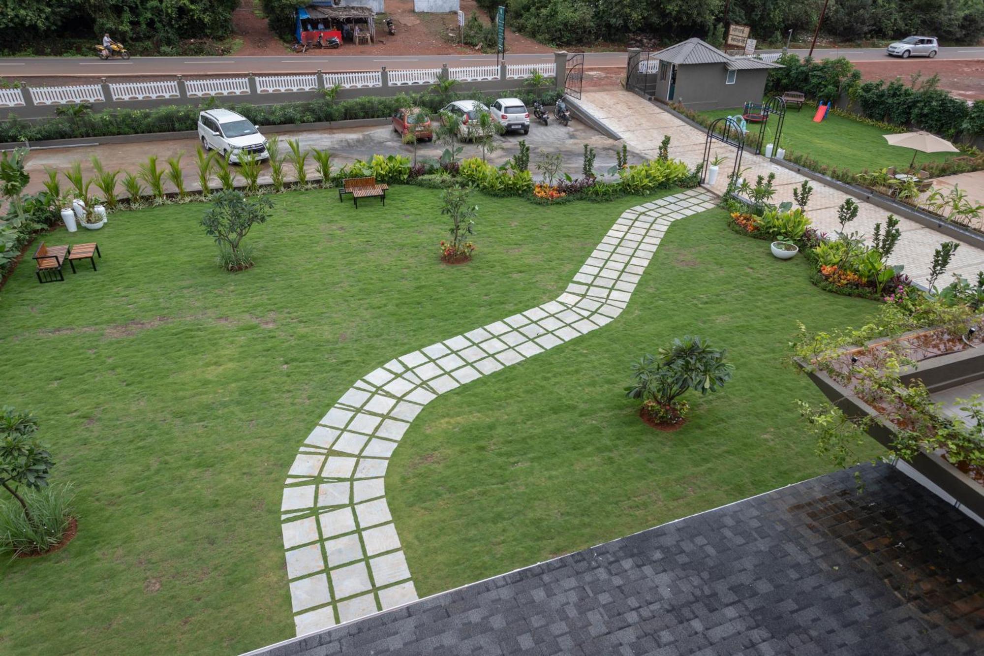 Stone Wood Hotel Amboli Amboli  ภายนอก รูปภาพ